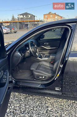 Седан BMW 3 Series 2021 в 