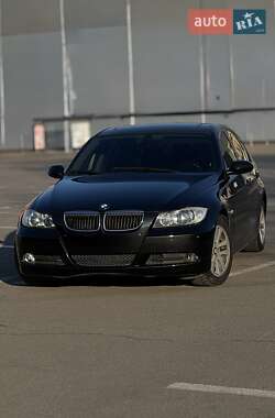 Седан BMW 3 Series 2005 в 
