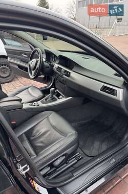 Седан BMW 3 Series 2005 в 
