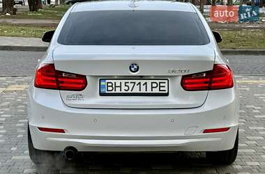Седан BMW 3 Series 2015 в 