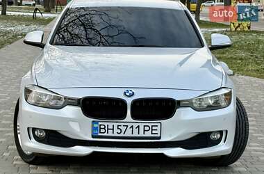 Седан BMW 3 Series 2015 в 