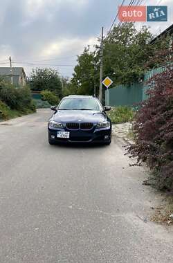 Седан BMW 3 Series 2011 в 