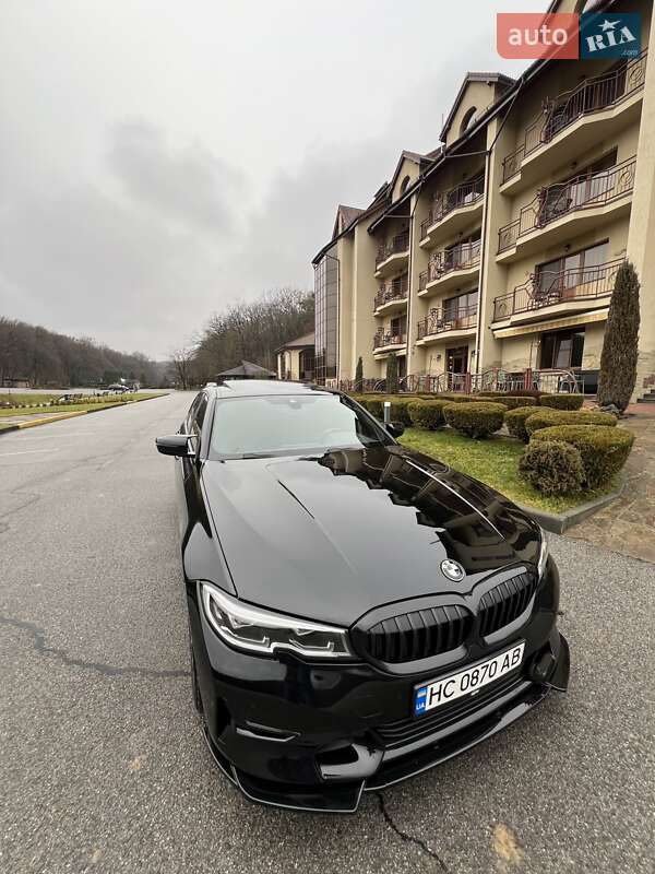 Седан BMW 3 Series 2019 в Львові