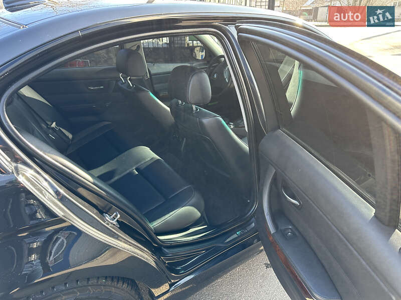 Седан BMW 3 Series 2011 в Запоріжжі