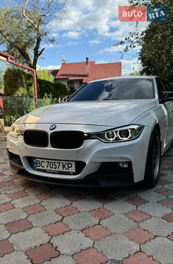 Седан BMW 3 Series 2014 в Львове