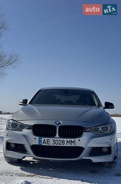 Седан BMW 3 Series 2014 в Новомосковске