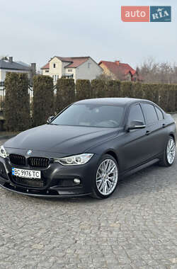 Седан BMW 3 Series 2012 в Жовкве