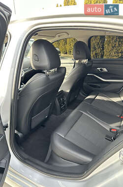 Седан BMW 3 Series 2021 в 