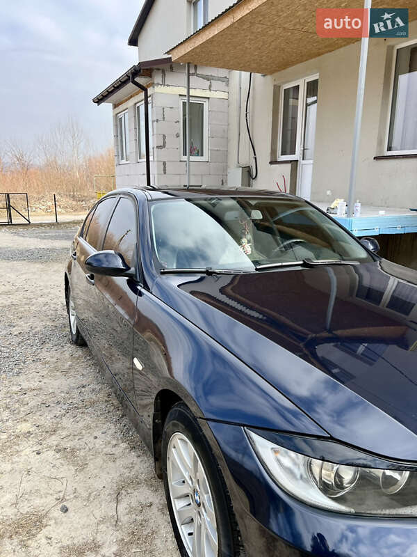 Седан BMW 3 Series 2007 в Золочеві