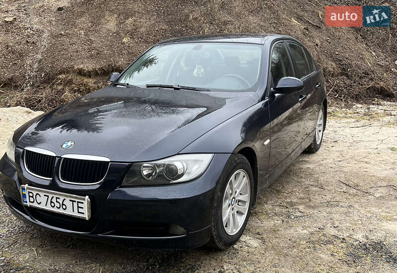 Седан BMW 3 Series 2007 в Золочеві