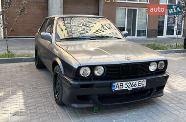 Купе BMW 3 Series 1986 в Виннице