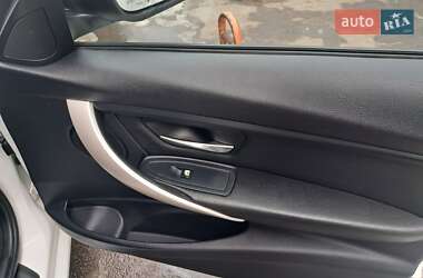 Седан BMW 3 Series 2014 в 