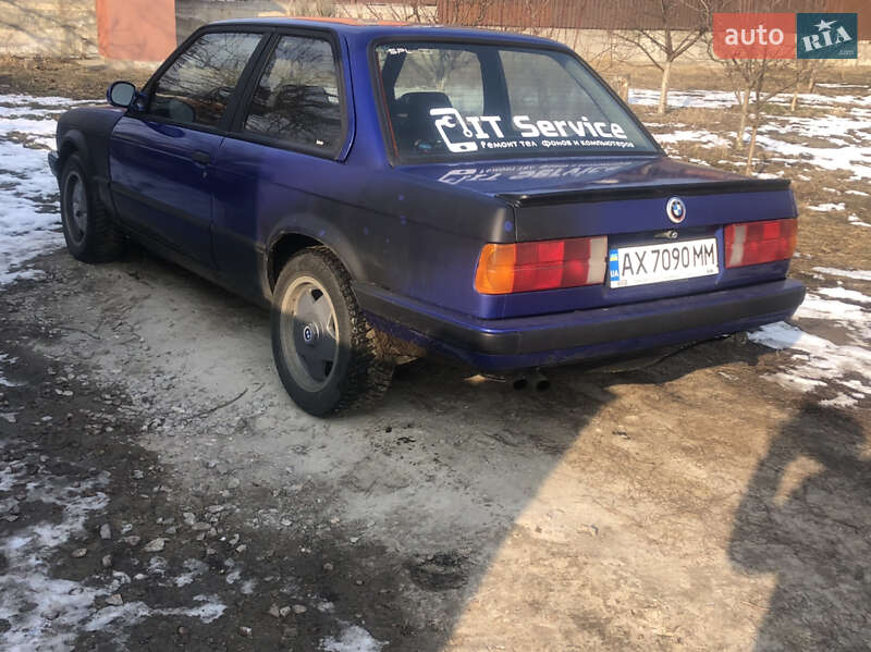 Купе BMW 3 Series 1985 в Києві