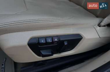 Седан BMW 3 Series 2013 в 