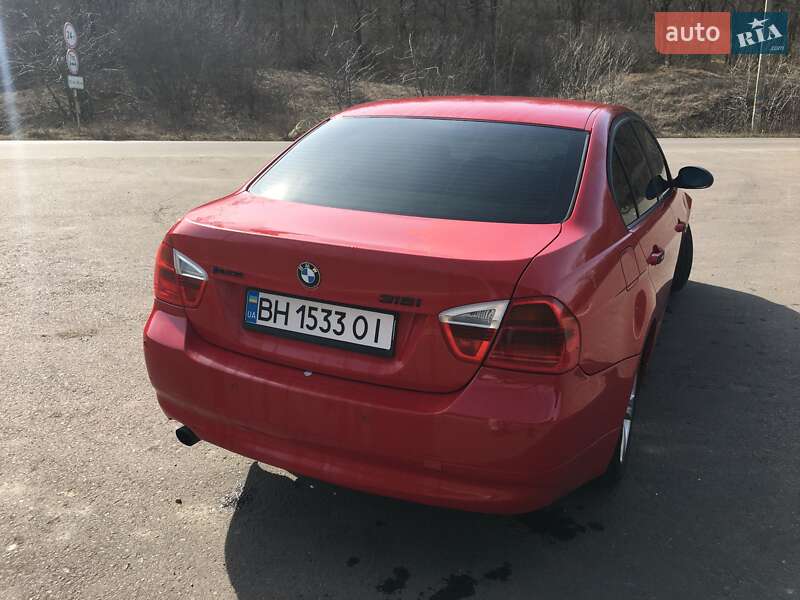 Седан BMW 3 Series 2005 в Березівці