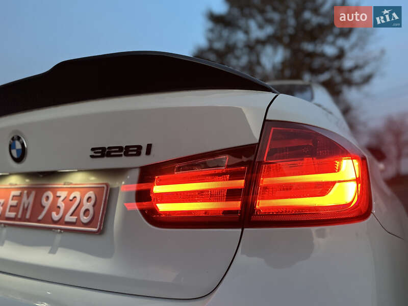 Седан BMW 3 Series 2014 в Владимире