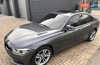 Седан BMW 3 Series 2016 в 