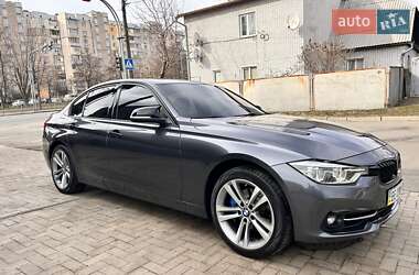 Седан BMW 3 Series 2016 в Киеве