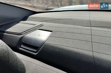 Седан BMW 3 Series 2012 в 