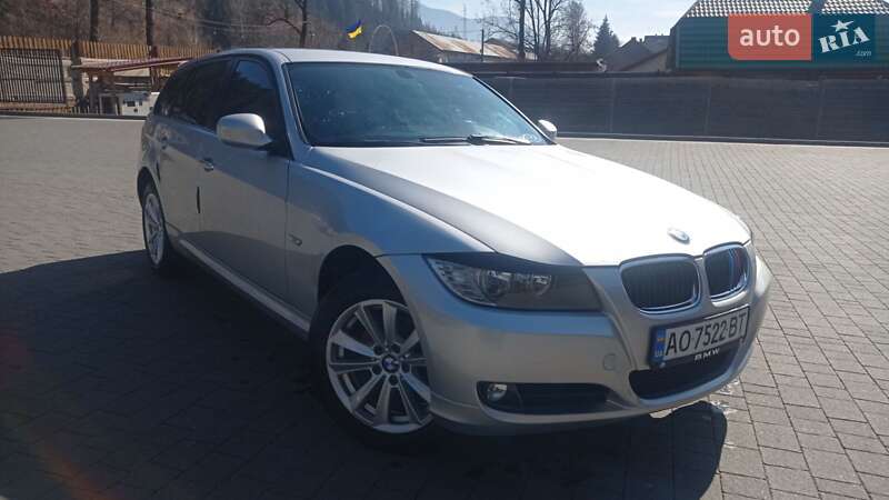 Универсал BMW 3 Series 2011 в Межгорье
