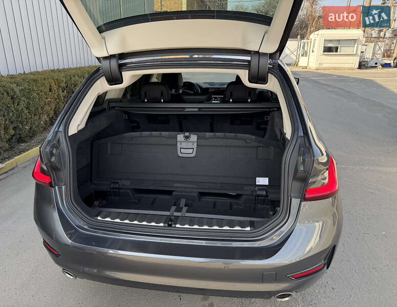 Универсал BMW 3 Series 2020 в Киеве фото 14 Универсал BMW 3 Series 2020 в Киеве