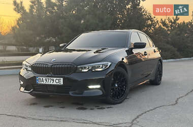 Седан BMW 3 Series 2019 в Кропивницькому