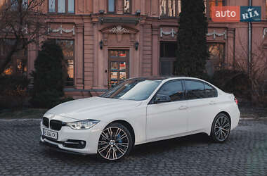 Седан BMW 3 Series 2013 в Дніпрі