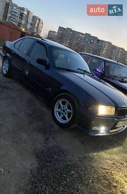 Седан BMW 3 Series 1991 в Николаеве