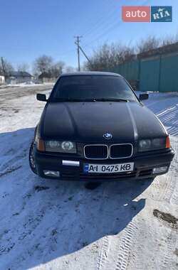 Седан BMW 3 Series 1991 в Киеве