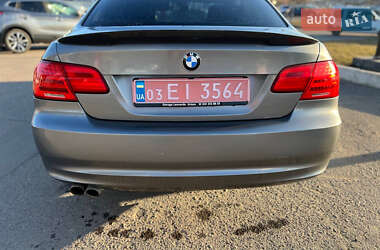 Купе BMW 3 Series 2011 в Дубні