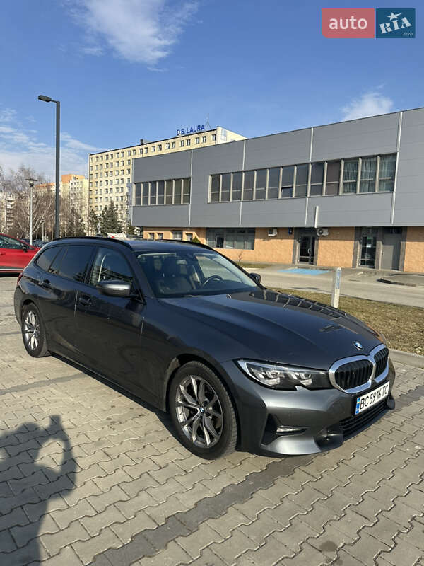 Универсал BMW 3 Series 2019 в Львове