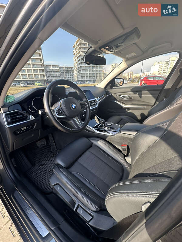 Универсал BMW 3 Series 2019 в Львове