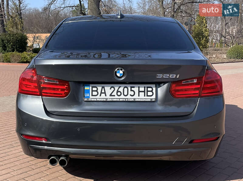 Седан BMW 3 Series 2014 в Киеве фото 6 Седан BMW 3 Series 2014 в Киеве