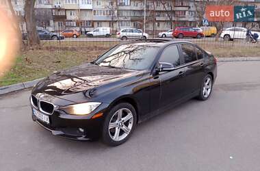 Седан BMW 3 Series 2015 в Киеве