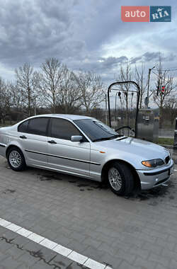 Седан BMW 3 Series 2002 в Новій Одесі