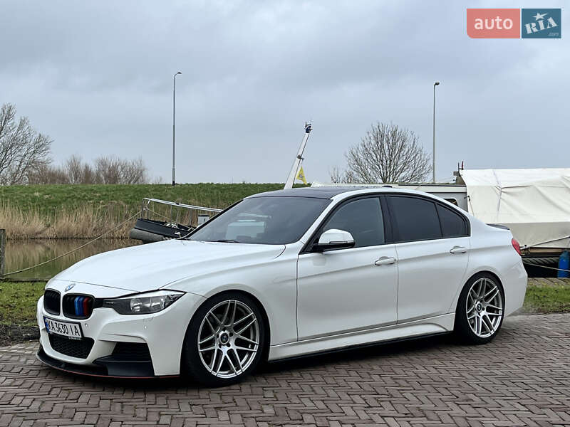 Седан BMW 3 Series 2014 в Шепетівці