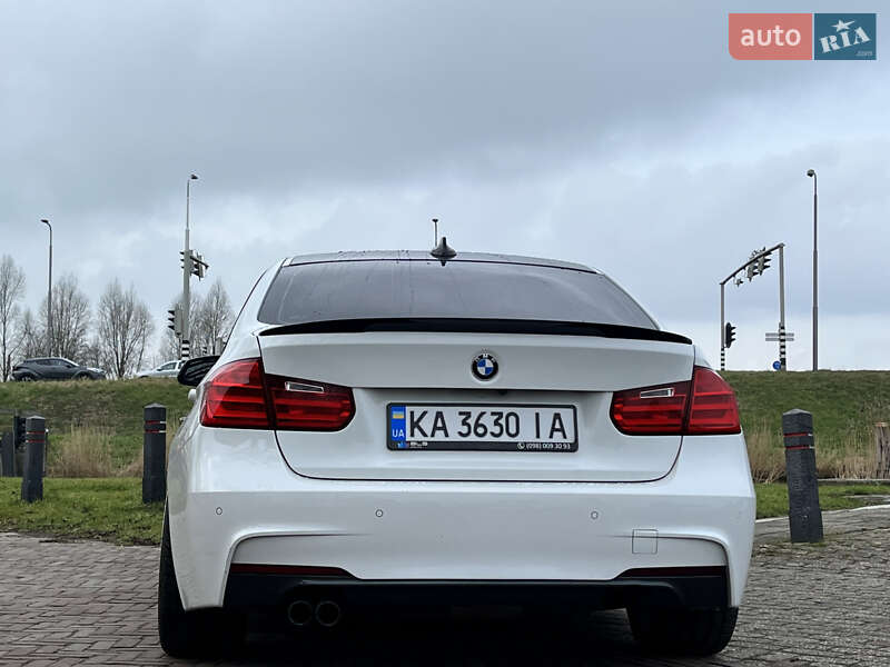 Седан BMW 3 Series 2014 в Шепетівці
