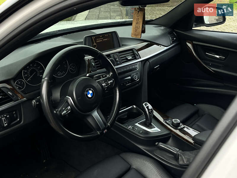 Седан BMW 3 Series 2014 в Шепетівці
