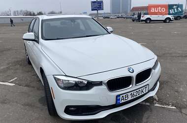 Седан BMW 3 Series 2017 в 