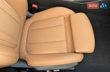 Седан BMW 3 Series 2024 в 
