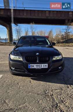 Седан BMW 3 Series 2010 в Києві