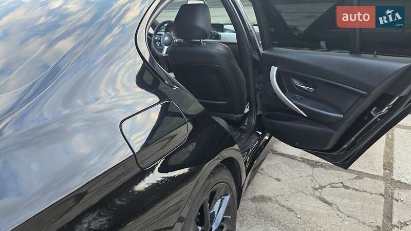 Седан BMW 3 Series 2014 в Харькове фото 12 Седан BMW 3 Series 2014 в Харькове