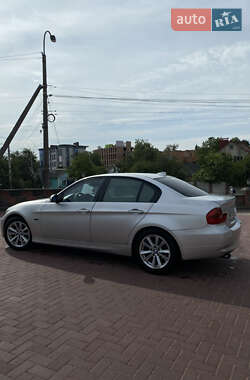 Седан BMW 3 Series 2005 в 