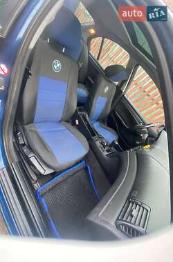 Седан BMW 3 Series 2002 в 