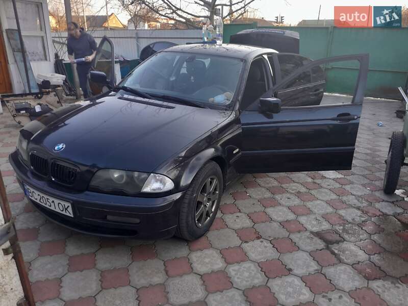 Седан BMW 3 Series 2000 в Коростене