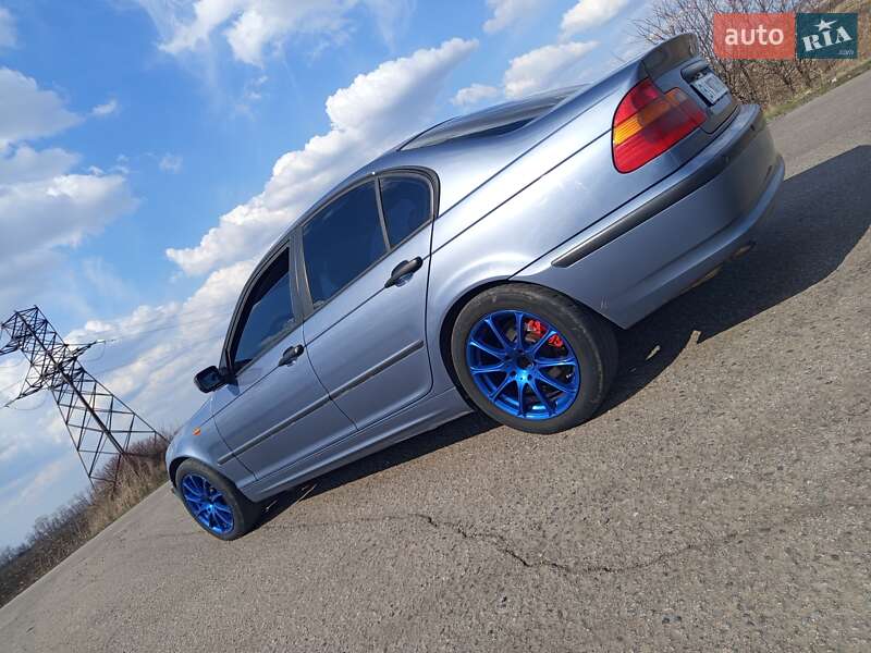 Седан BMW 3 Series 2003 в Полтаві