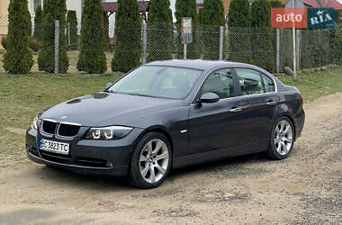 Седан BMW 3 Series 2005 в Львове