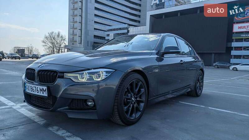 Седан BMW 3 Series 2016 в Киеве