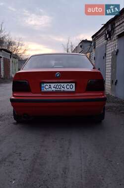 Седан BMW 3 Series 1996 в Черкасах