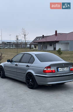 Седан BMW 3 Series 2004 в 